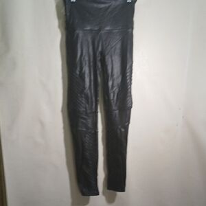 SPANX  Women's Black  Faux Leather Leggings Size Large